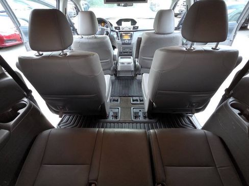 Used 2014 Honda Odyssey Touring Elite image 39