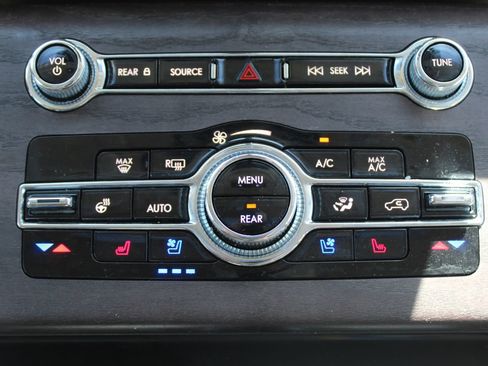 Used 2023 Lincoln Aviator Reserve w/ Equipment Group 201A AWD/4WD image 39