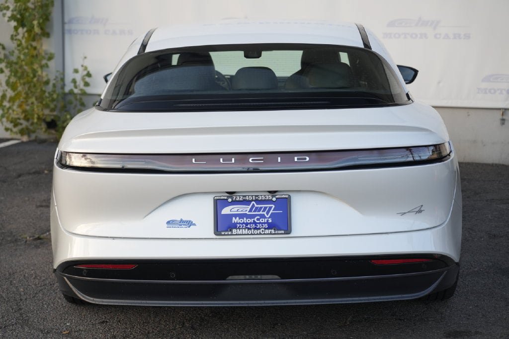Used 2024 Lucid Air Pure RWD image 6