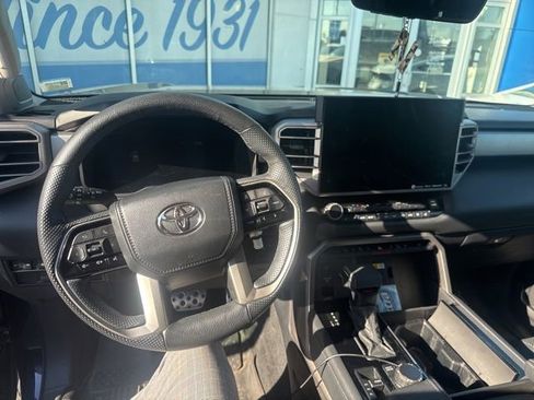 Used 2024 Toyota Sequoia Limited w/ TRD Off-Road Package AWD/4WD image 7