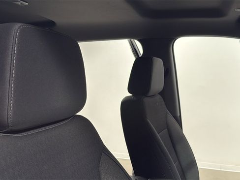 Used 2021 GMC Sierra 1500 Elevation w/ Preferred Package image 19