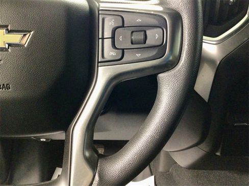 Used 2020 Chevrolet Silverado 1500 LT image 22
