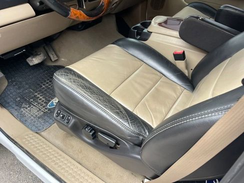 Used 2005 Ford Excursion Eddie Bauer image 20