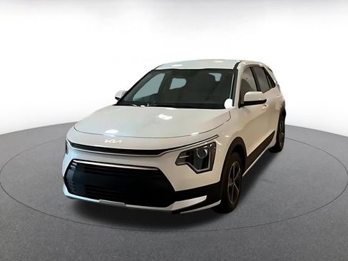 Used 2026 Kia Niro LX FWD image 4