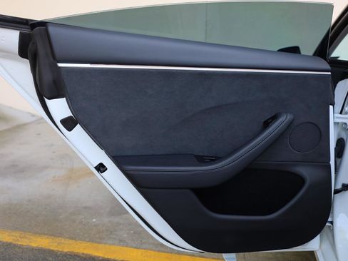 Used 2024 Tesla Model 3 Long Range image 16