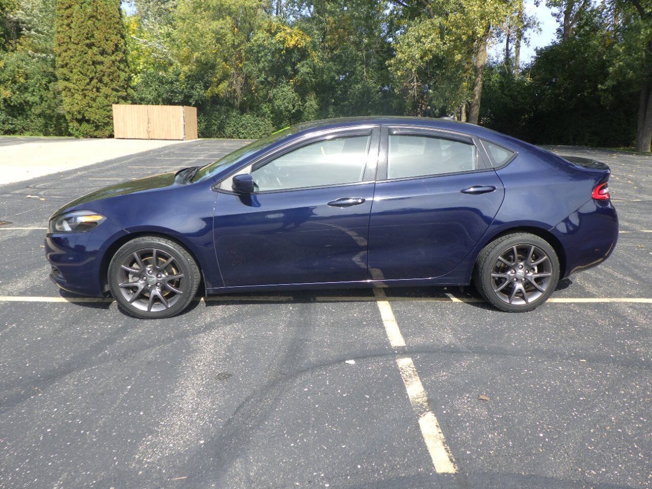 Used 2016 Dodge Dart SXT w/ Rallye Appearance Group FWD image 2