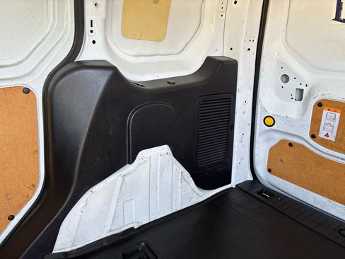 Used 2015 Ford Transit Connect XL FWD image 25