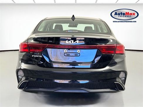 Used 2023 Kia Forte LXS image 6