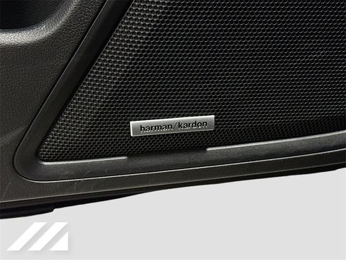 Certified 2025 Subaru Outback Touring XT image 22