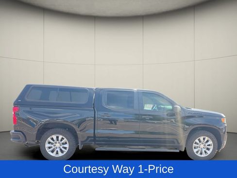 Used 2020 Chevrolet Silverado 1500 Custom w/ Custom Convenience Package RWD image 11