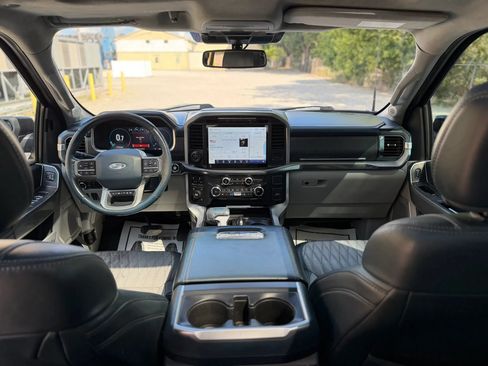 Used 2022 Ford F150 Limited AWD/4WD image 11