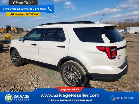 Used 2018 Ford Explorer Sport image 3