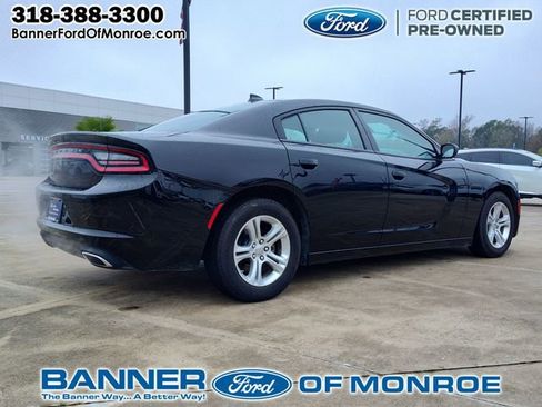 Used 2023 Dodge Charger SXT image 5