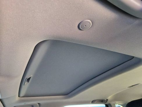 Used 2025 Honda CR-V EX-L image 32