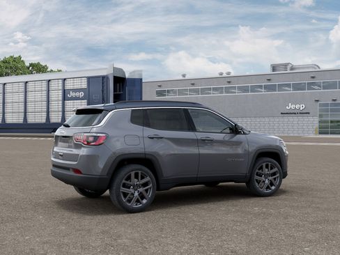 New 2026 Jeep Compass Limited w/ Sun, Sound & Navigation Group AWD/4WD image 11