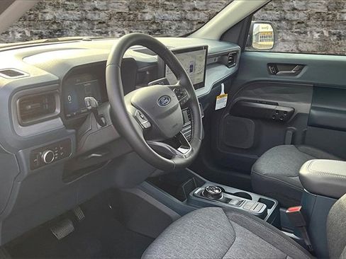 New 2025 Ford Maverick XLT w/ XLT Luxury Package image 7