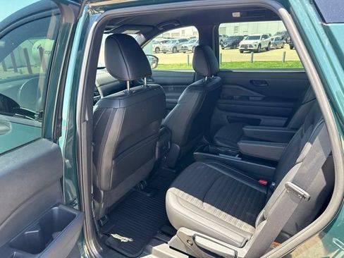 Used 2024 Nissan Pathfinder Rock Creek AWD/4WD image 26