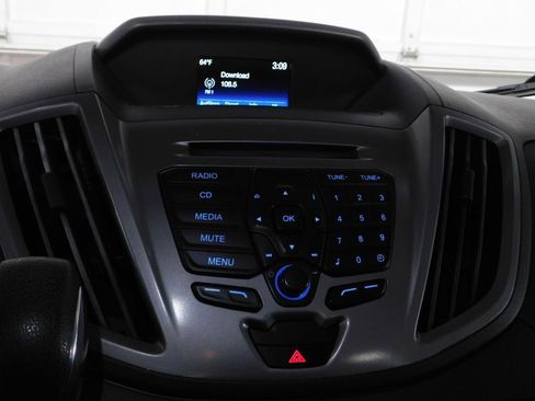 Used 2018 Ford Transit 150 XLT image 58