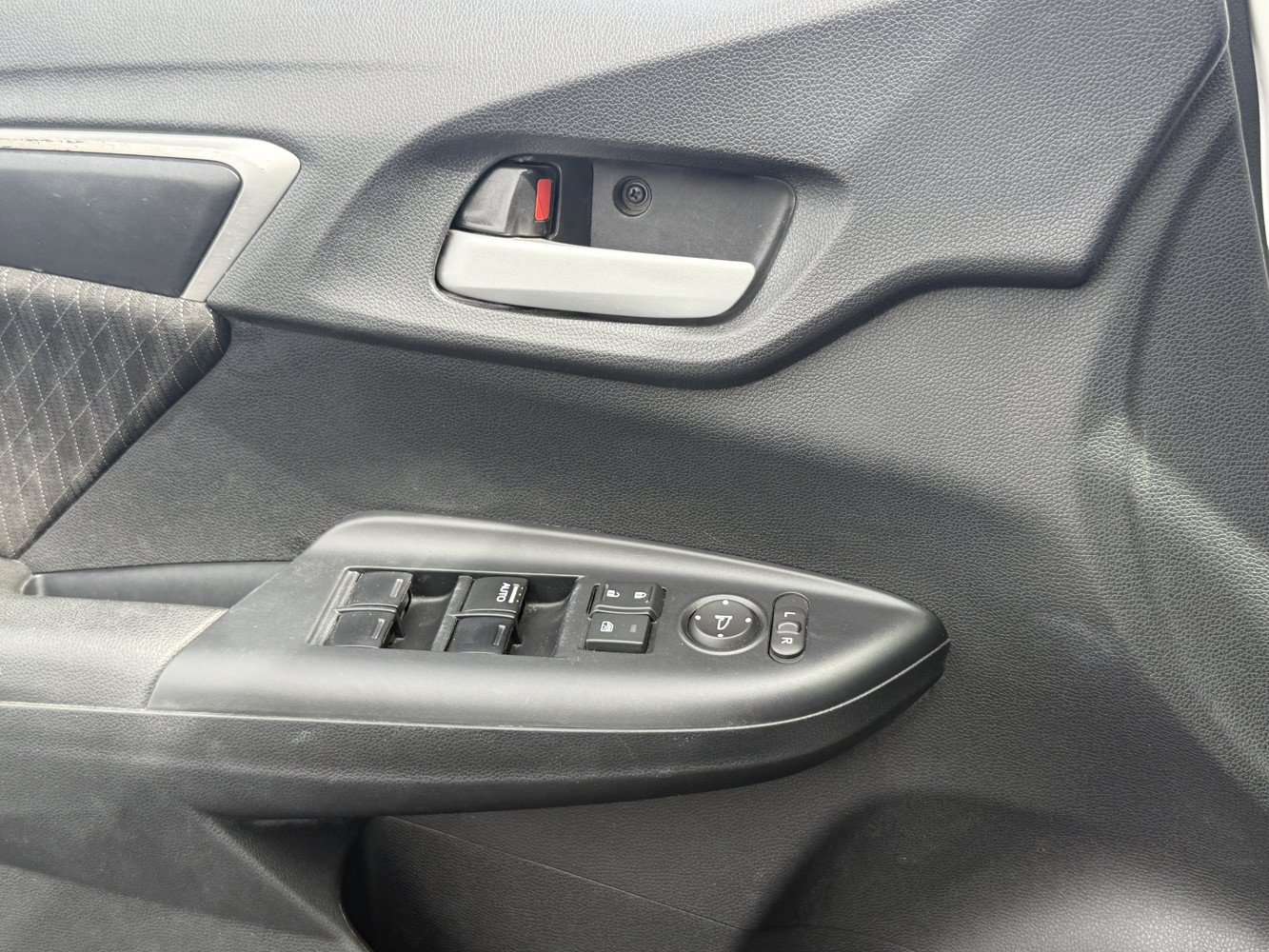 Used 2018 Honda Fit EX image 19