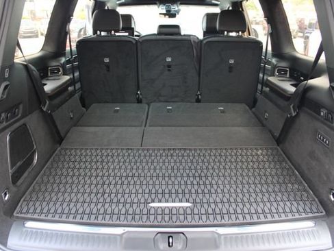 Used 2024 Jeep Grand Wagoneer Series III w/ Rear Seat Video Group 1 AWD/4WD image 47