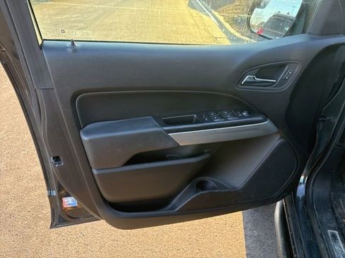 Used 2018 Chevrolet Colorado ZR2 image 8