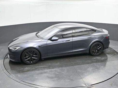 Used 2022 Tesla Model S Plaid image 44