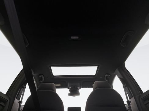 Used 2025 Honda CR-V Sport image 17