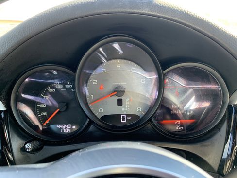 Used 2021 Porsche Macan S image 21