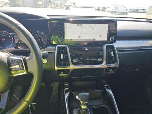 Used 2023 Kia Sorento S w/ Panoramic Sunroof Package FWD image 9