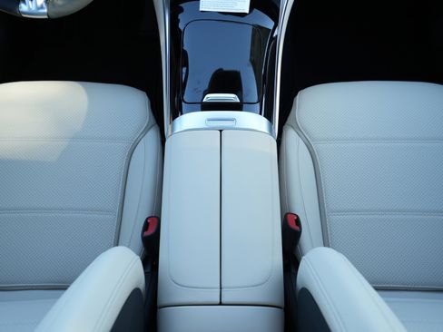 New 2026 Mercedes-Benz GLC 300 4MATIC image 27