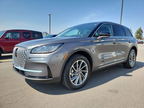 Used 2023 Lincoln Corsair AWD w/ Equipment Group 102A image 2