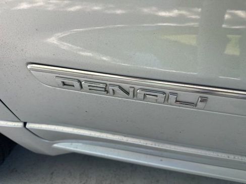 Used 2015 GMC Acadia Denali AWD/4WD image 11