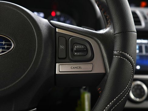 Used 2017 Subaru Crosstrek 2.0i Limited w/ Popular Package #2 image 27