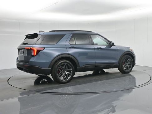New 2026 Ford Explorer ST-Line image 30
