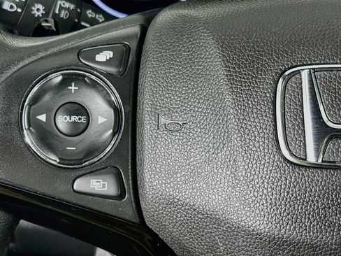 Used 2021 Honda HR-V Sport image 11