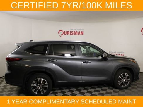 Used 2023 Toyota Highlander XLE AWD/4WD image 9