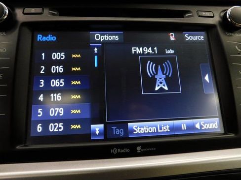 Used 2015 Toyota Highlander Limited image 38