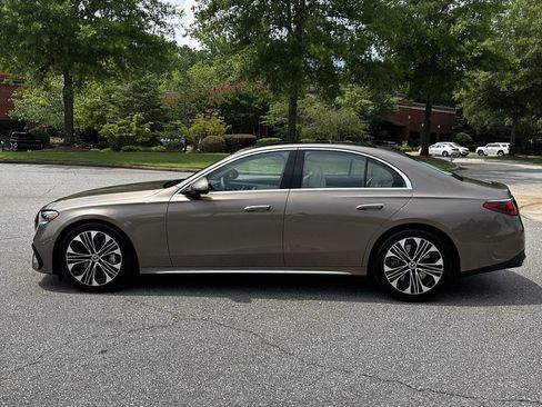 Certified 2026 Mercedes-Benz E 450 4MATIC Sedan image 5