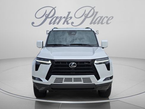 Certified 2026 Lexus GX 550 w/ Accessory Package (2T) AWD/4WD image 8