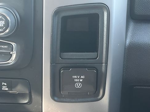Used 2023 RAM 1500 Classic SLT w/ Electronics Group RWD image 27