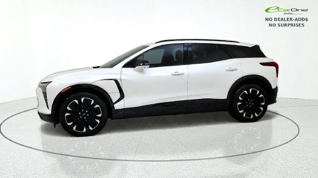 Used 2024 Chevrolet Blazer EV RS RWD image 4