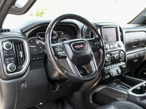 Used 2020 GMC Sierra 2500 AT4 w/ AT4 Premium Package image 19