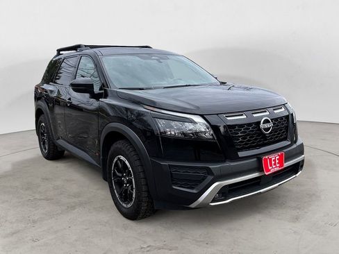 Certified 2024 Nissan Pathfinder Rock Creek AWD/4WD image 8