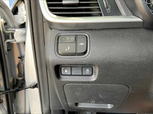 Used 2020 Kia Optima LX image 31