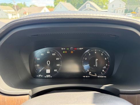 Used 2021 Volvo V90 T6 Cross Country AWD/4WD image 10