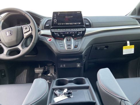 New 2026 Honda Odyssey Sport-L image 18