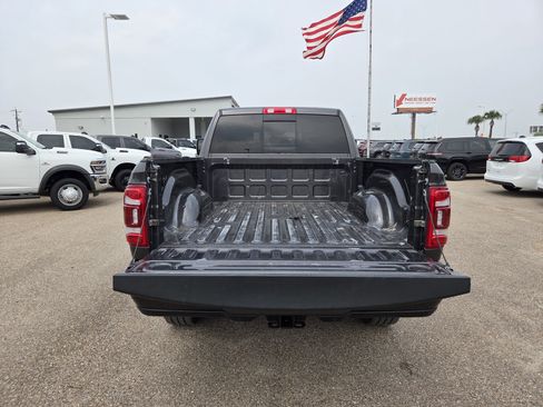 Used 2024 RAM 2500 Laramie w/ Safety Group AWD/4WD image 27