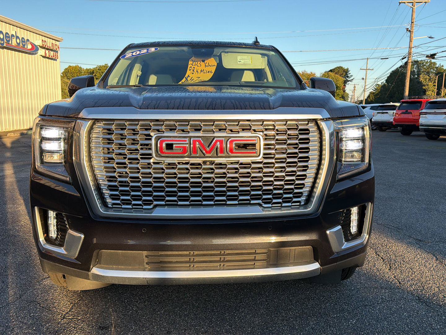 Used 2023 GMC Yukon Denali AWD/4WD image 16