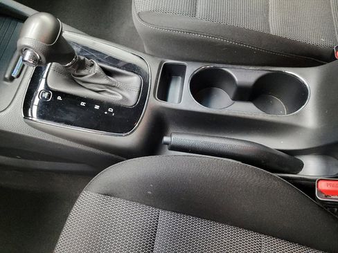 Used 2018 Kia Forte LX image 26