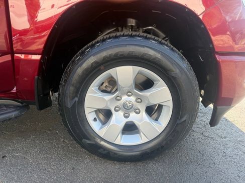 Used 2023 RAM 1500 Big Horn AWD/4WD image 57